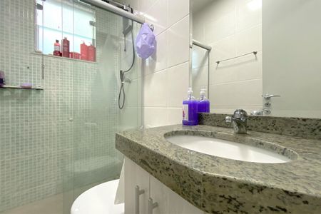 Casa para alugar com 180m², 3 quartos e 2 vagasBanheiro Social