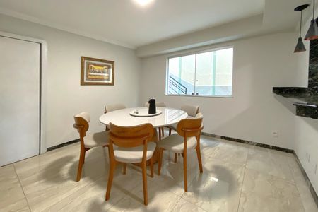 Casa para alugar com 180m², 3 quartos e 2 vagasSala de Jantar