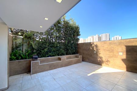 Casa para alugar com 180m², 3 quartos e 2 vagasQuintal