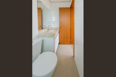 Apartamento à venda com 80m², 3 quartos e 2 vagasBanheiro da Suíte