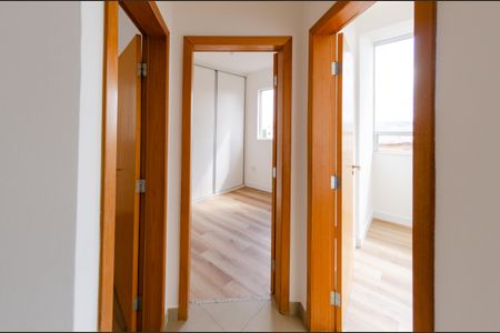 Apartamento à venda com 80m², 3 quartos e 2 vagasCorredor