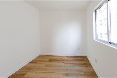 Apartamento à venda com 80m², 3 quartos e 2 vagasQuarto 1