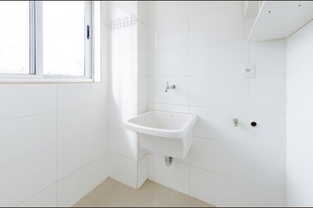 Apartamento à venda com 80m², 3 quartos e 2 vagasÁrea de serviço