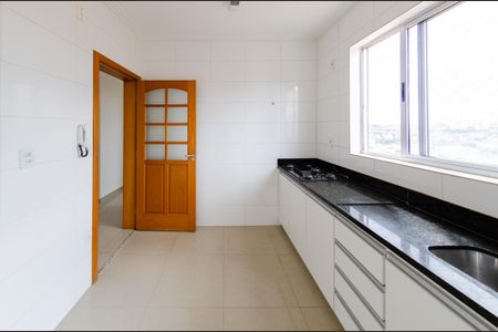 Apartamento à venda com 80m², 3 quartos e 2 vagasCozinha