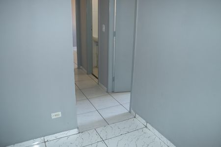 Corredor de apartamento para alugar com 2 quartos, 46m² em Bairro Jardim Nossa Senhora das Graças, Cotia