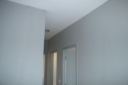 Corredor de apartamento para alugar com 2 quartos, 46m² em Bairro Jardim Nossa Senhora das Graças, Cotia