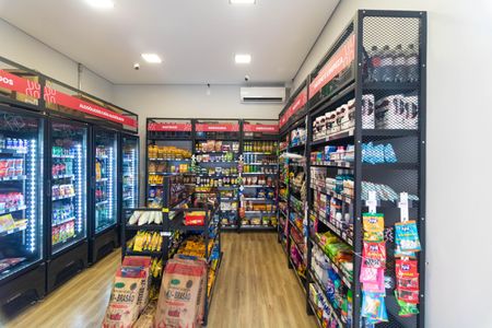 Apartamento à venda com 56m², 2 quartos e 1 vaga Apartamento à venda com 56m², 2 quartos e 1 vagaÁrea comum - Mini Mercado