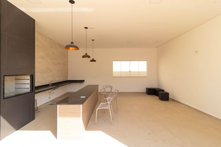 Apartamento à venda com 56m², 2 quartos e 1 vaga Apartamento à venda com 56m², 2 quartos e 1 vagaÁrea comum - Churrasqueira