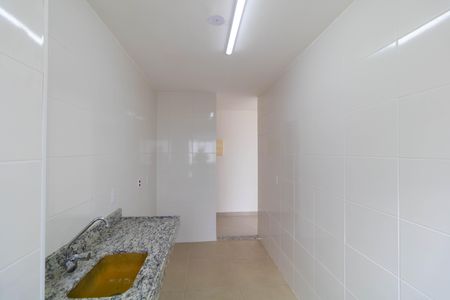 Apartamento à venda com 56m², 2 quartos e 1 vaga Apartamento à venda com 56m², 2 quartos e 1 vagaCozinha