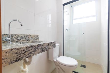 Apartamento à venda com 56m², 2 quartos e 1 vaga Apartamento à venda com 56m², 2 quartos e 1 vagaBanheiro