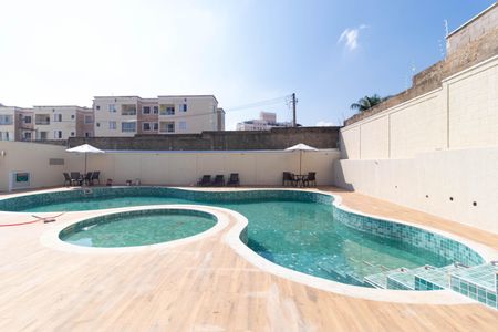 Apartamento à venda com 56m², 2 quartos e 1 vaga Apartamento à venda com 56m², 2 quartos e 1 vagaÁrea comum - Piscina