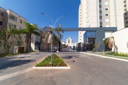 Apartamento à venda com 56m², 2 quartos e 1 vaga Apartamento à venda com 56m², 2 quartos e 1 vagaFachada