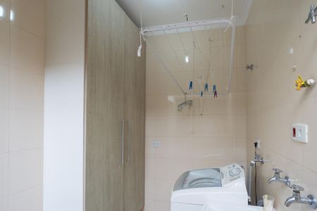 Casa à venda com 95m², 3 quartos e 2 vagasÁrea de Serviço