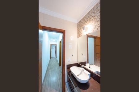 Casa à venda com 95m², 3 quartos e 2 vagasBanheiro Social