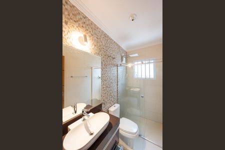 Casa à venda com 95m², 3 quartos e 2 vagasBanheiro Social