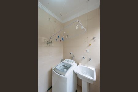 Casa à venda com 95m², 3 quartos e 2 vagasÁrea de Serviço