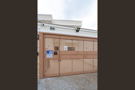 Casa à venda com 95m², 3 quartos e 2 vagasFachada