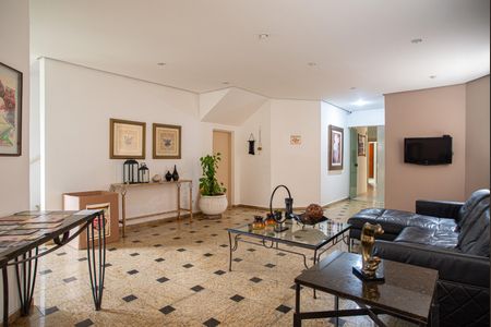 Apartamento para alugar com 35m², 1 quarto e 1 vagaÁrea comum - Hall Social