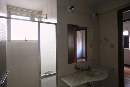 Apartamento para alugar com 100m², 3 quartos e 2 vagas Apartamento para alugar com 100m², 3 quartos e 2 vagasBanheiro
