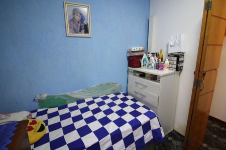 Casa à venda com 90m², 2 quartos e 1 vagaQuarto 