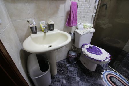 Casa à venda com 90m², 2 quartos e 1 vagaBanheiro 2