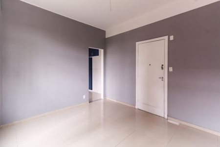 Apartamento para alugar com 80m², 2 quartos e sem vagaSala