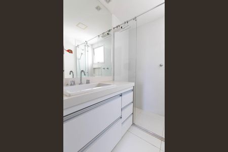 Apartamento à venda com 105m², 3 quartos e 2 vagasBanheiro Social