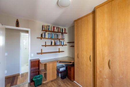 Apartamento à venda com 105m², 3 quartos e 2 vagasQuarto 1