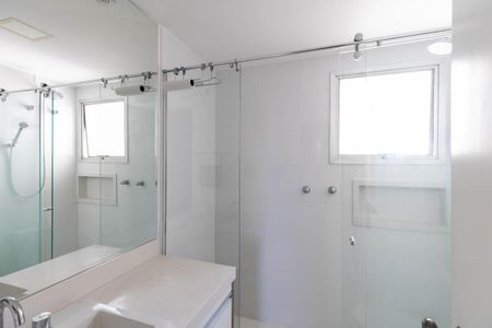 Apartamento à venda com 105m², 3 quartos e 2 vagasBanheiro Social
