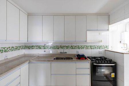 Apartamento à venda com 105m², 3 quartos e 2 vagasCozinha