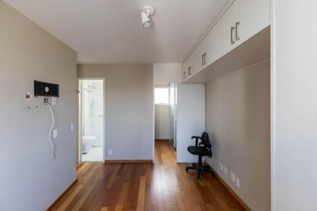 Apartamento à venda com 105m², 3 quartos e 2 vagasSuíte