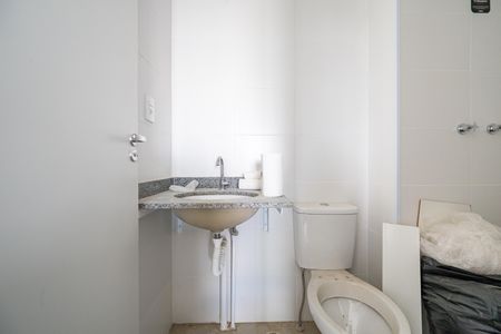 Banheiro de apartamento à venda com 2 quartos, 41m² em Vila Mira, São Paulo