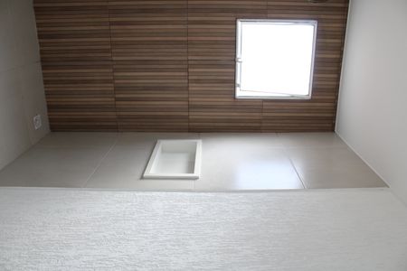 Banheiro de kitnet/studio para alugar com 1 quarto, 24m² em Vila Regente Feijó, São Paulo