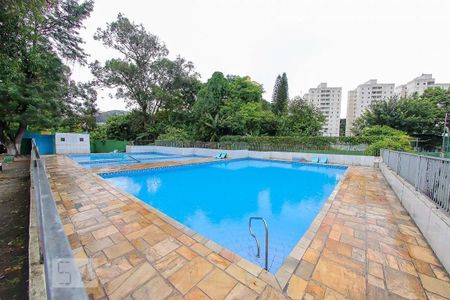 Apartamento à venda com 60m², 2 quartos e 1 vaga Apartamento à venda com 60m², 2 quartos e 1 vagaPiscina