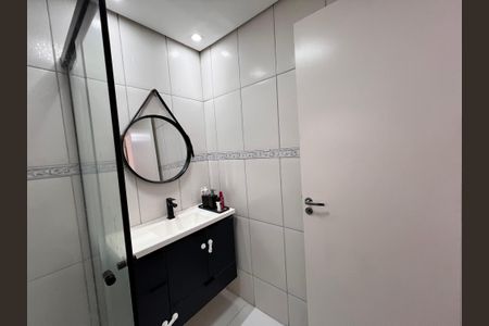 Apartamento à venda com 60m², 2 quartos e 1 vaga Apartamento à venda com 60m², 2 quartos e 1 vagaBanheiro