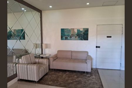 Apartamento à venda com 63m², 2 quartos e 1 vaga