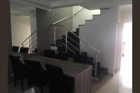 Casa à venda com 120m², 3 quartos e 2 vagas