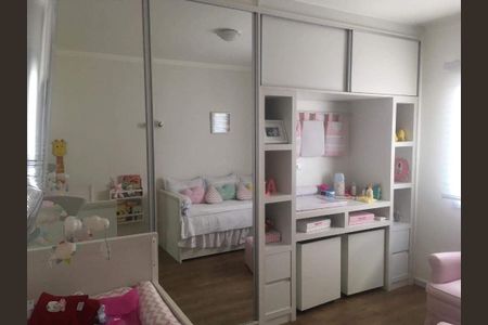 Casa à venda com 3 quartos, 120m² em Jardim Ana Rosa, São Paulo