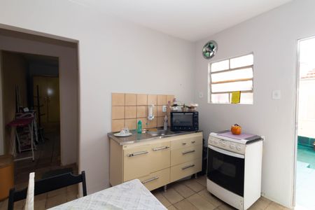 Cozinha de casa para alugar com 1 quarto, 20m² em Vila Progresso (zona Leste), São Paulo