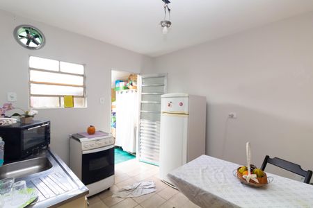 Cozinha de casa para alugar com 1 quarto, 20m² em Vila Progresso (zona Leste), São Paulo