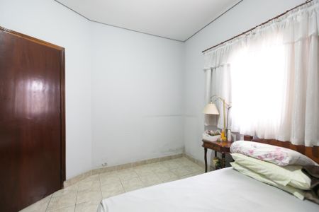 Casa à venda com 120m², 3 quartos e 2 vagasQuarto 3