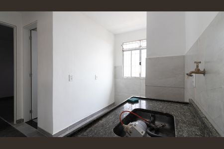 Apartamento à venda com 49m², 2 quartos e 2 vagas Apartamento à venda com 49m², 2 quartos e 2 vagasCozinha e Área de Serviço