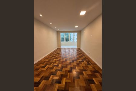 Apartamento à venda com 231m², 4 quartos e 1 vaga Apartamento à venda com 231m², 4 quartos e 1 vagaFoto 02