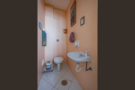 Apartamento para alugar com 120m², 3 quartos e 1 vaga Banheiro de Serviço