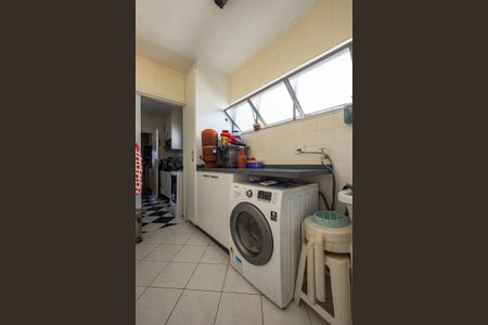 Apartamento para alugar com 120m², 3 quartos e 1 vagaÁrea de Serviço