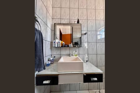 Casa à venda com 297m², 5 quartos e 4 vagas Casa à venda com 297m², 5 quartos e 4 vagasBanheiro da Suíte 2