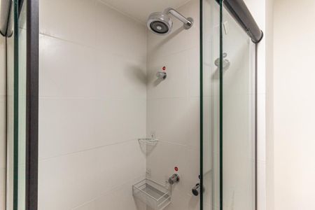 Banheiro de apartamento à venda com 1 quarto, 30m² em República, São Paulo