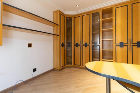 Apartamento à venda com 300m², 4 quartos e 4 vagasSuíte 2