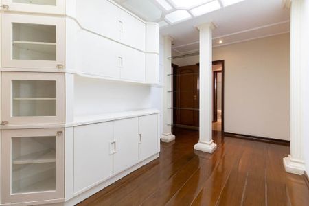 Apartamento à venda com 300m², 4 quartos e 4 vagasSala 2