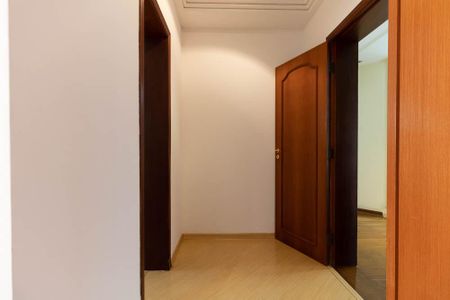 Apartamento à venda com 300m², 4 quartos e 4 vagasSuíte 3